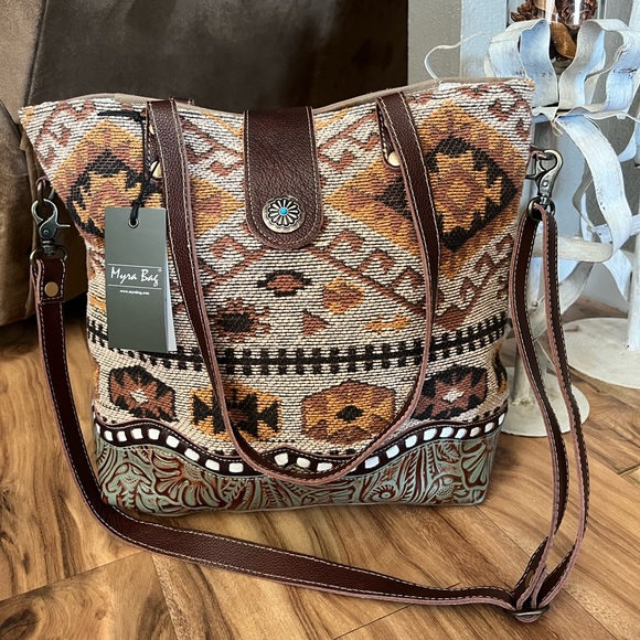 Myra Bag Handbags - 🔫Myra Bag- Concealed Carry Tote 🔫